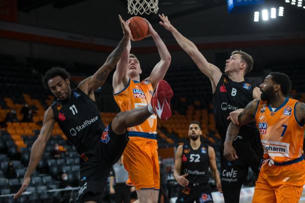 6分表现依 6分表现依