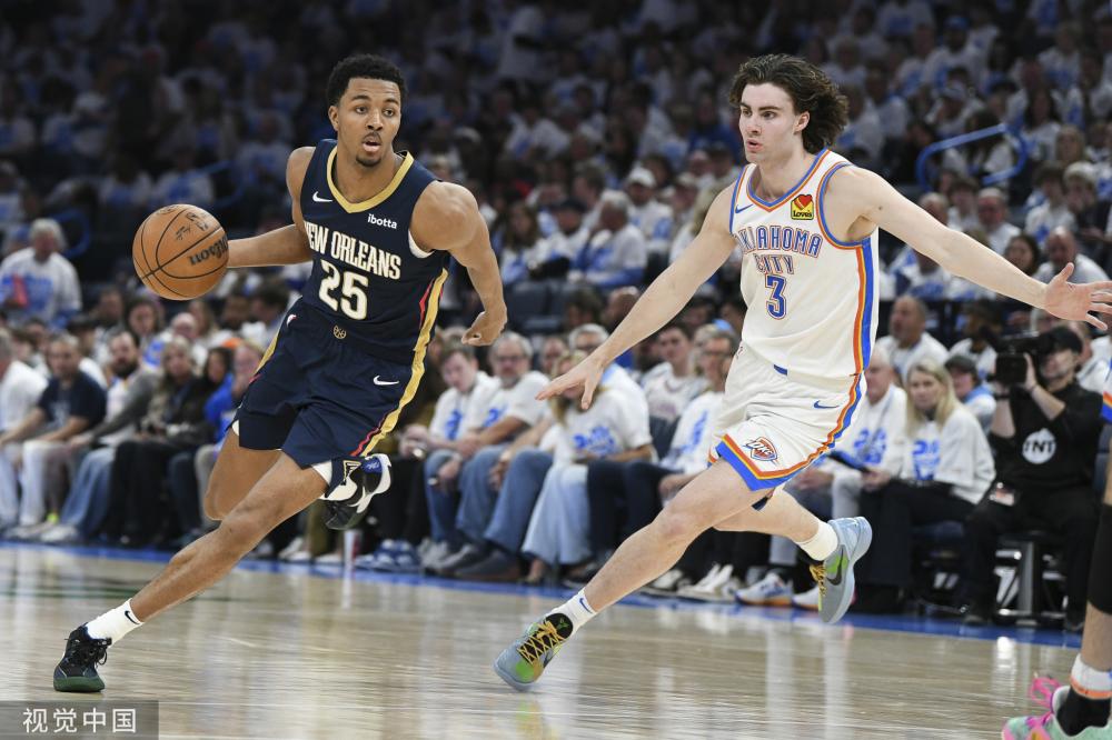 他的出场时 他的出场时