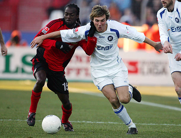 憾错失进球 憾错失进球