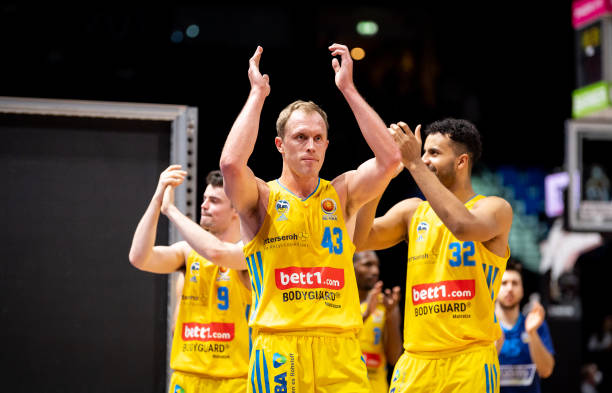 而另一方面 而另一方面